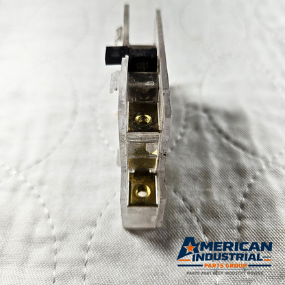 Square D Class 9999 Type D20 auxiliary contact block 5A 600V for motor starters and industrial control panels