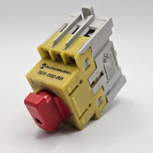 Technoelectric SD1-032-RR 3-pole 32A 600VAC rotary disconnect switch for industrial electrical panels and motor disconnect applications