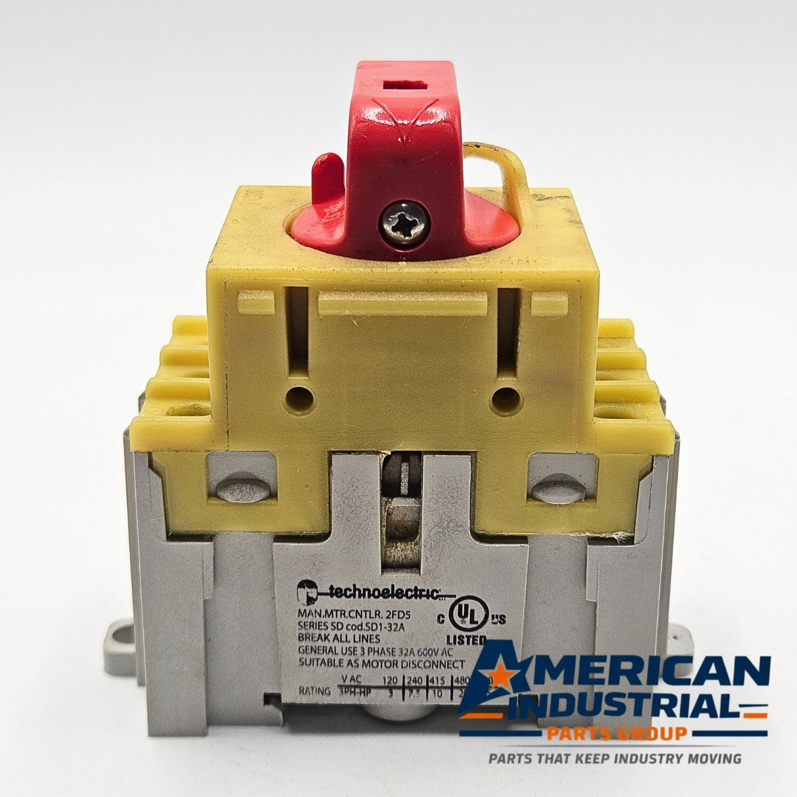 Technoelectric SD1-032-RR 3-pole 32A 600VAC rotary disconnect switch for industrial electrical panels and motor disconnect applications