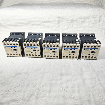 Telemecanique CA4KN 22BW3 relay module 24VDC 4NO 4NC lot of 5 for motor control and industrial automation systems