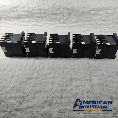 Telemecanique CA4KN 22BW3 relay module 24VDC 4NO 4NC lot of 5 for motor control and industrial automation systems