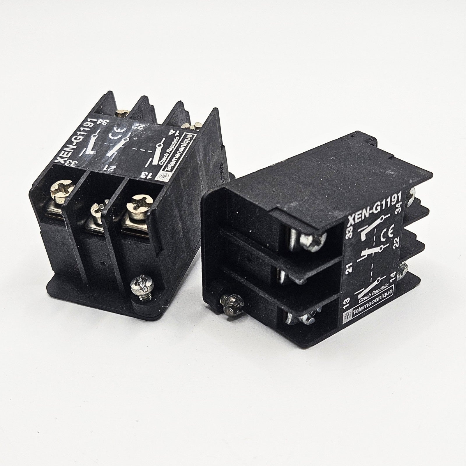 Telemecanique XEN-G1191 auxiliary contact block for industrial automation and MRO control panel applications. American Industrial Parts Group.