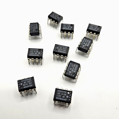 Lot of 10 Texas Instruments 2979DRAEB DIP-8 integrated circuits new old stock for vintage electronics and obsolete component sourcing