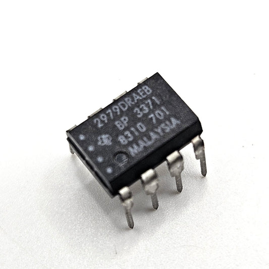 Lot of 10 Texas Instruments 2979DRAEB DIP-8 integrated circuits new old stock for vintage electronics and obsolete component sourcing