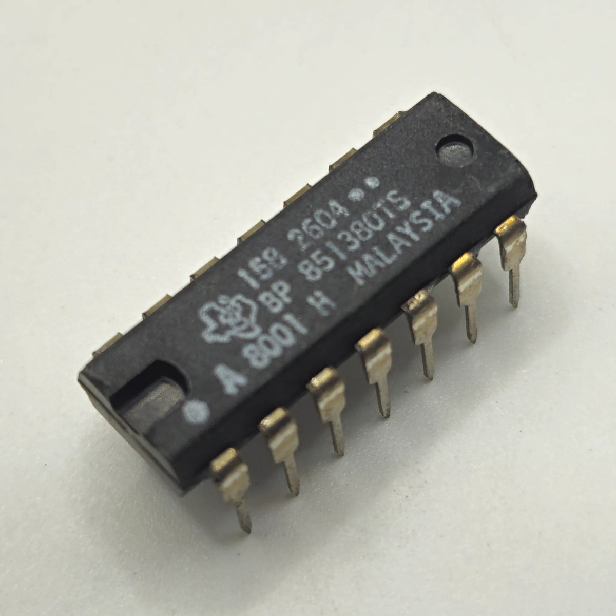 Lot of 10 Texas Instruments 851380TS 158-2604 custom-marked 14-pin DIP integrated circuit new old stock for vintage electronics repair and board restoration