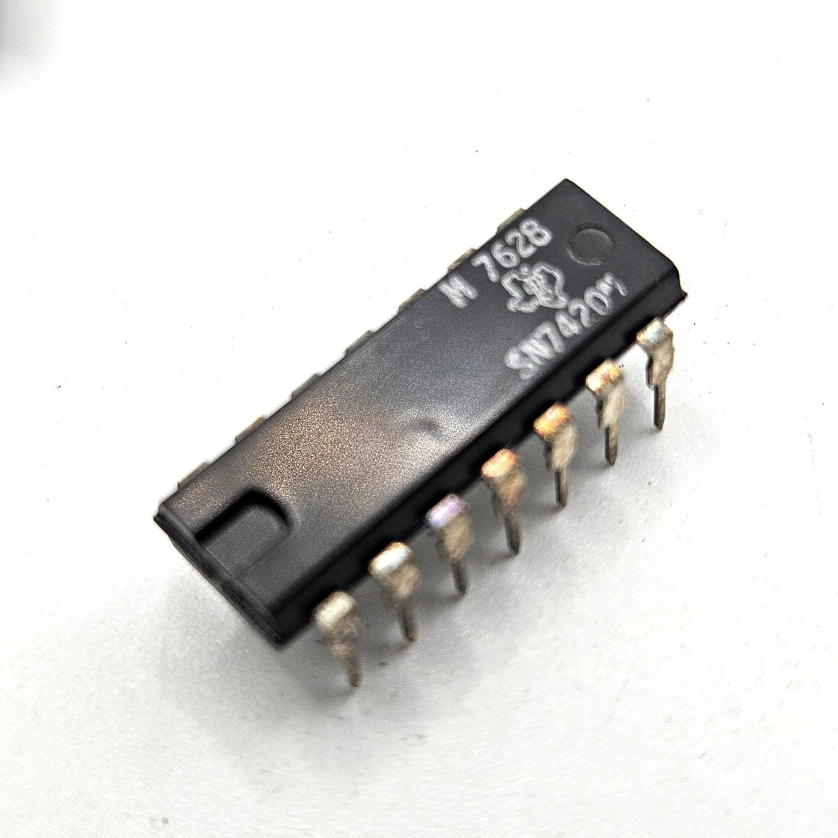 Lot of 10 Texas Instruments SN7420N dual 4-input NAND gate TTL DIP-14 vintage new old stock for legacy logic repair