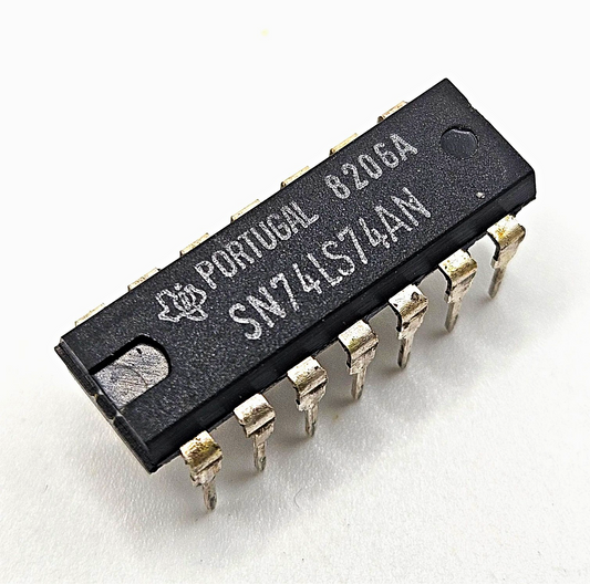 Texas Instruments SN74LS74AN dual D flip-flop 14-pin DIP for vintage electronics repair and TTL logic circuits