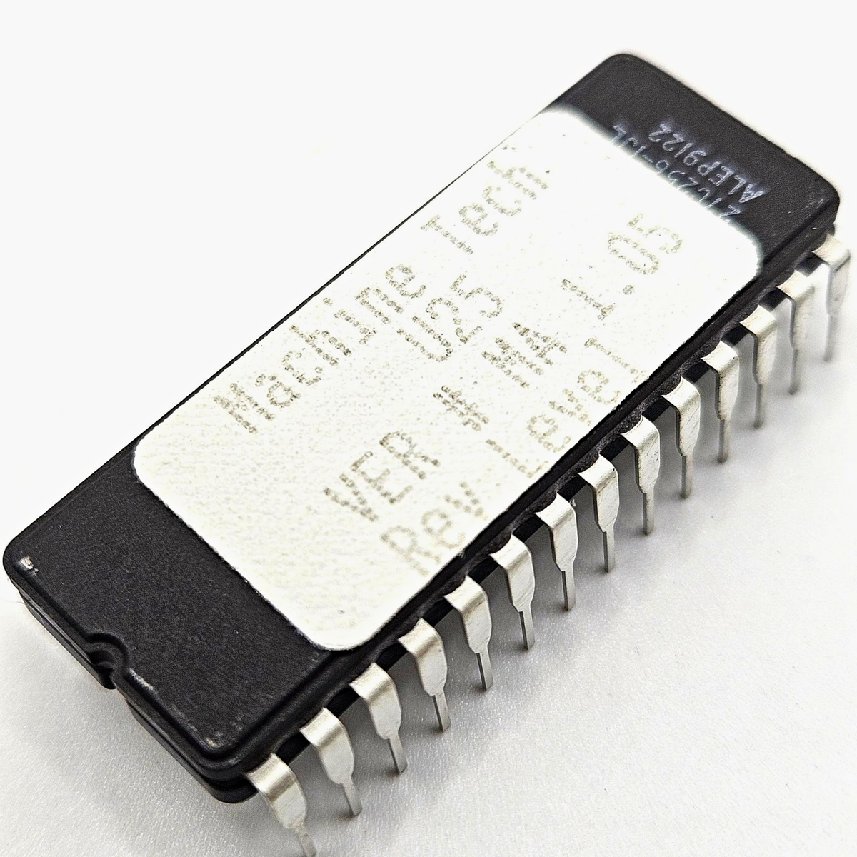 Texas Instruments TMS27C256-10JL 256K UV EPROM 100ns DIP-28 vintage new old stock for legacy equipment repair